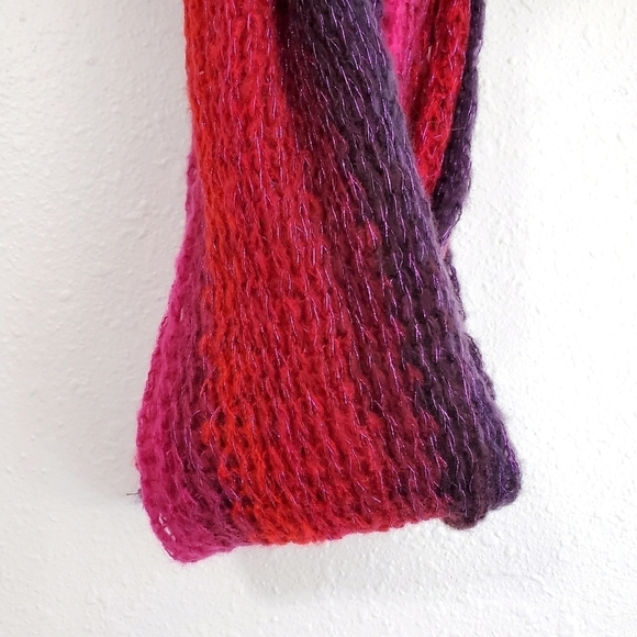 Old Navy Knit Infinity Scarf Light Winter Scarf - Picture 2 of 3